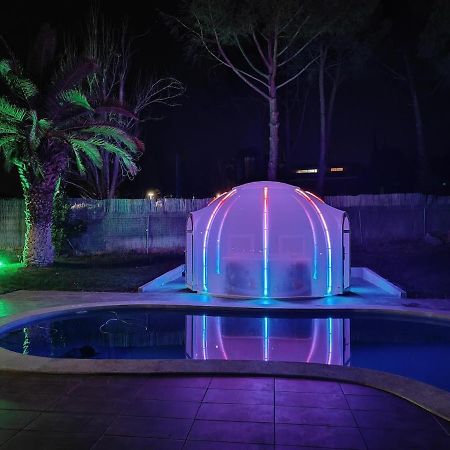 Chalet Con Piscina Y Jacuzzi En Madrid Alquila Habitaciones Algete Exterior foto