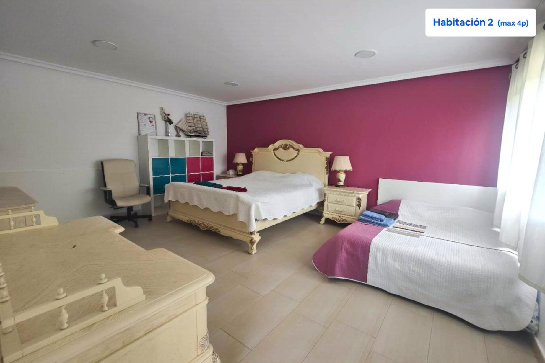 Chalet Con Piscina Y Jacuzzi En Madrid Alquila Habitaciones Algete Exterior foto